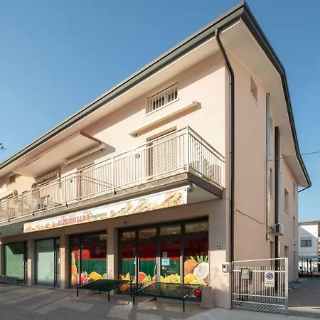 Olanda 1 - Immobiliare Living * Lido di Jesolo